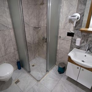 Private Bathroom Single Room